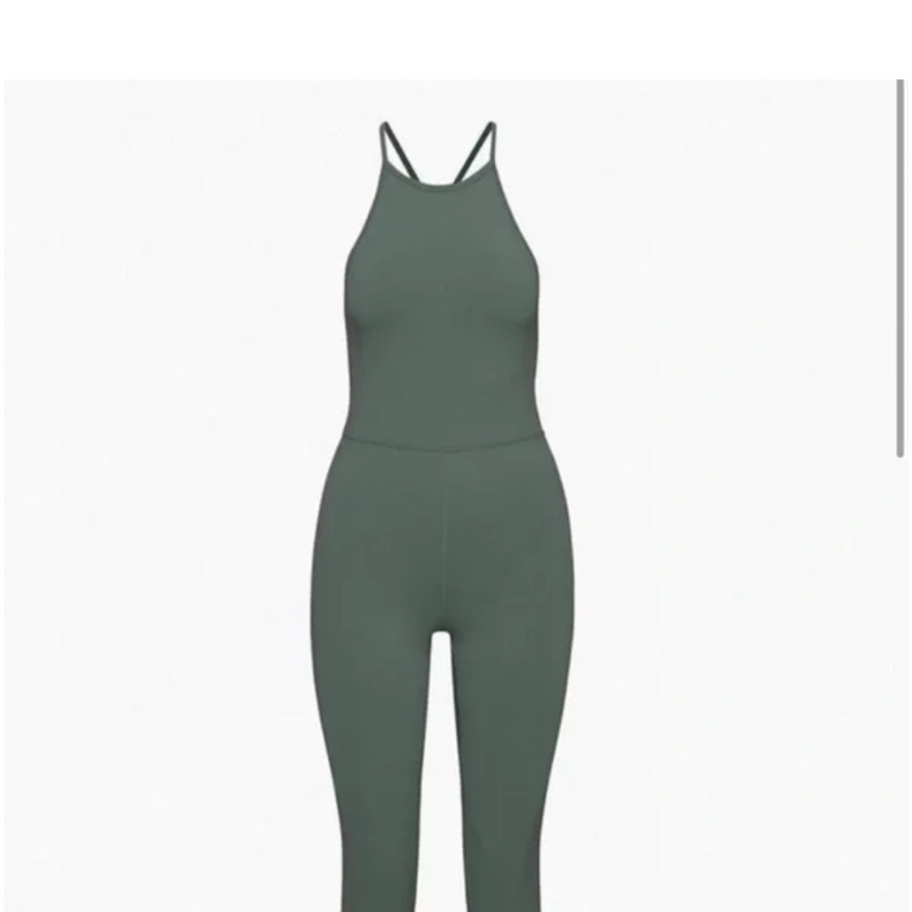 Aritzia “Leila jumpsuit” XS